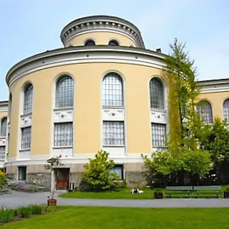 Διαμέρισμα 2br With Balconies And Art In Historical Area *