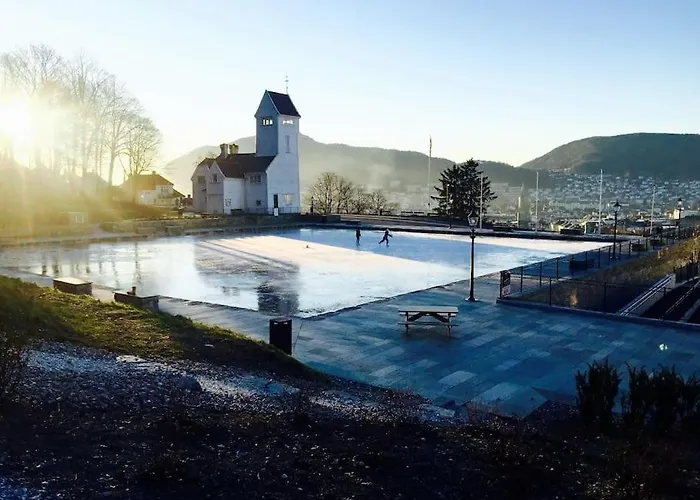 Apartmán 2br With Balconies And Art In Historical Area