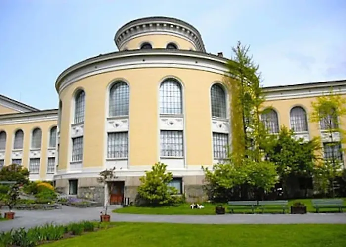 Apartmán 2br With Balconies And Art In Historical Area *