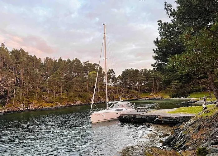 Apartament 2br With Balconies And Art In Historical Area *