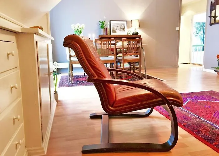 Apartament 2br With Balconies And Art In Historical Area